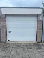 PER DIRECT TE KOOP Garagebox in Tilburg West 18 m2, Huizen en Kamers, Garages en Parkeerplaatsen, Noord-Brabant