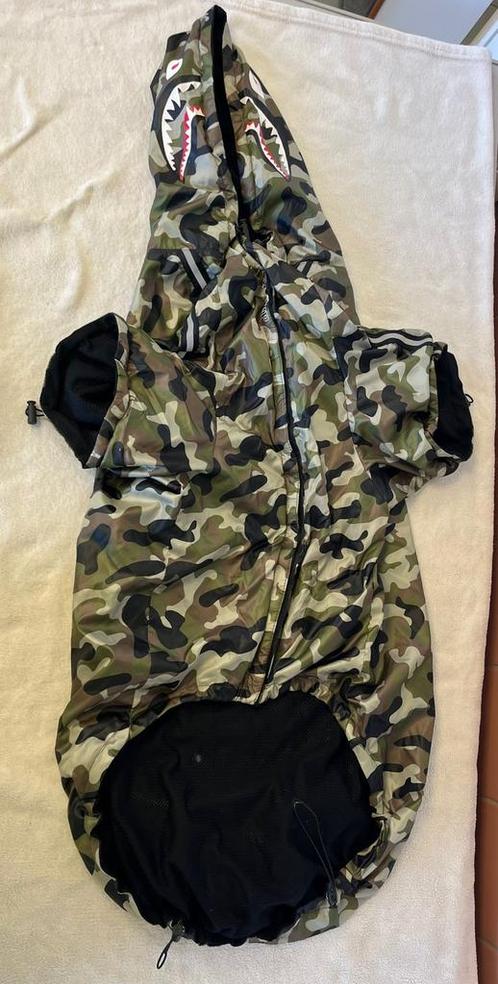 Hondenjas, Dieren en Toebehoren, Hondenkleding, Zo goed als nieuw, Hondenjas, Ophalen of Verzenden