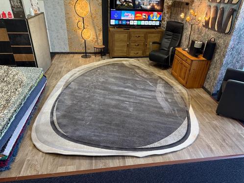 Prachtig showroomtapijt van Pode by Leolux – Model Shallow –, Huis en Inrichting, Stoffering | Tapijten en Kleden, Nieuw, 200 cm of meer