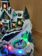 Kerst dorp met beweging en verlichting, Diversen, Kerst, ., Ophalen of Verzenden, Zo goed als nieuw, .