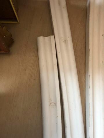 Trapleuningen, wit geverfd - 3 stuks beschikbaar voor biedingen