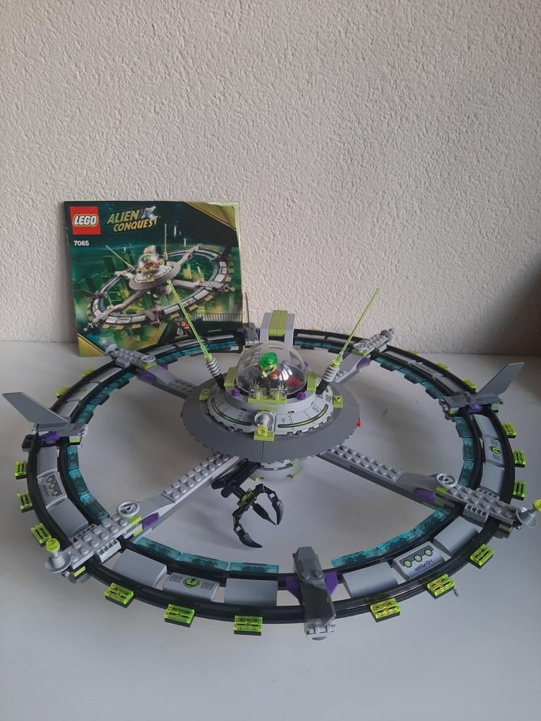 LEGO Alien Conquest 7065 - Compleet met Instructies, Ophalen of Verzenden, Zo goed als nieuw, Complete set, Lego