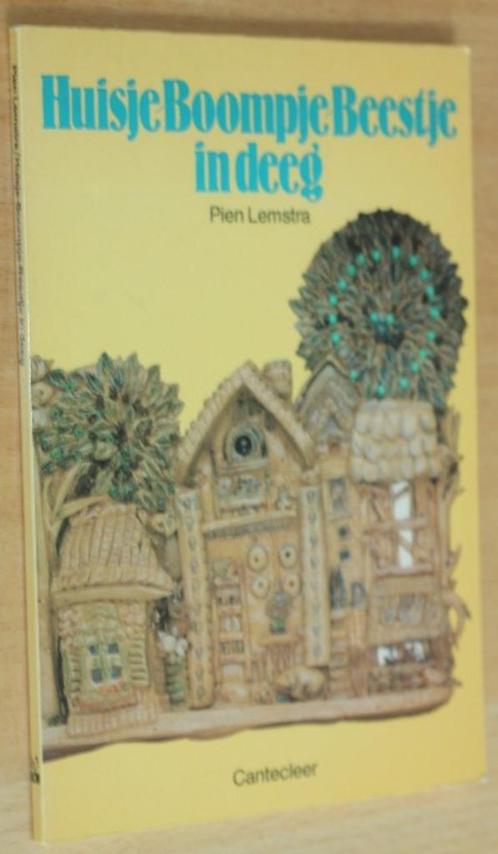 Huisje boompje beestje in deeg - 61165, Boeken, Hobby en Vrije tijd, Zo goed als nieuw, Kleien en Boetseren, Ophalen of Verzenden