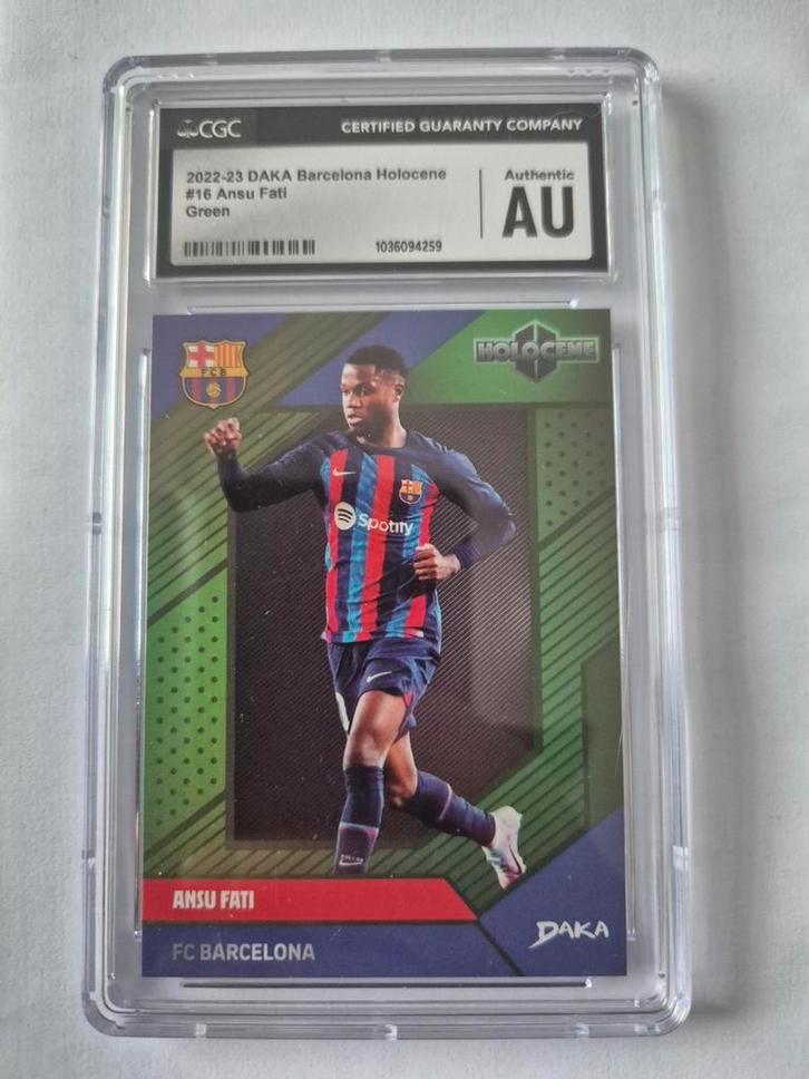 Ansu Fati DAKA - Barcelona Holocene Green  4/5 CGC graded AU, Verzamelen, Sportartikelen en Voetbal, Zo goed als nieuw, Spelerskaart