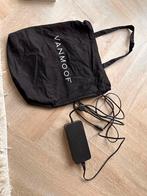 VanMoof S3/X3 oplader - met leuk tasje, Fietsen en Brommers, Fietsaccessoires | Fietsaccu's, Ophalen, Zo goed als nieuw