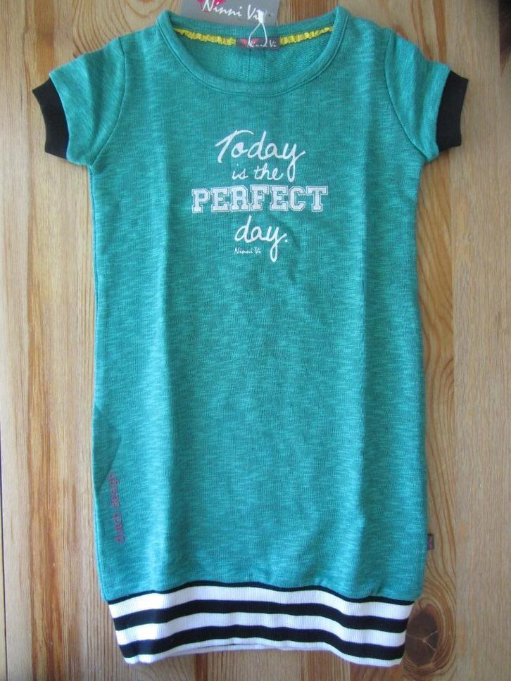 Nieuwe groene jurk Ninni Vi maat 116, Kinderen en Baby's, Kinderkleding | Maat 116, Nieuw, Meisje, Jurk of Rok, Ophalen of Verzenden