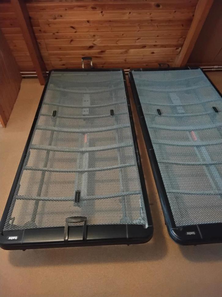 Auping Royal H3 bestaande uit 2 losse bedden 90 cm x 200 cm, Huis en Inrichting, Slaapkamer | Bedden, Gebruikt, Eenpersoons, 90 cm