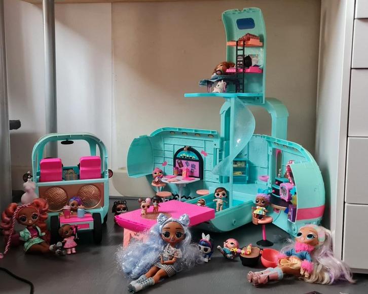 LOL surprise camper, Kinderen en Baby's, Speelgoed | Poppen, Zo goed als nieuw, Overige typen, Ophalen