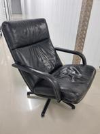 Artifort zwart lederen arm fauteuil Geoffrey Harcourt F141, Ophalen, Gebruikt, Design, 50 tot 75 cm