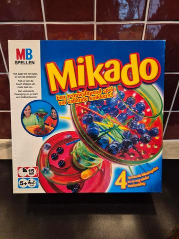Mikado - Zenuwslopend spel vol vallende knikkers! beschikbaar voor biedingen