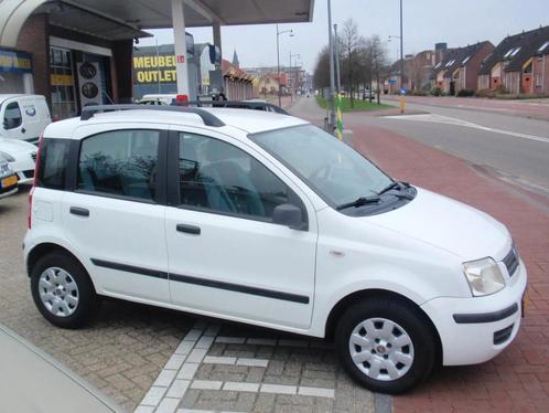 Fiat Panda 1.2 Emotion NIEUWE APK, Auto's, Fiat, Bedrijf, Te koop, Panda, ABS, Airbags, Airconditioning, Dakrails, Elektrische ramen
