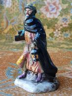 Good King Wenceslas mooi oud Engels Royal Doulton beeldje., Antiek en Kunst, Antiek | Porselein, Ophalen of Verzenden
