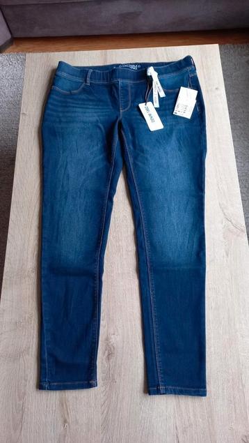 Te koop 3 mooie nette dames jeans  beschikbaar voor biedingen