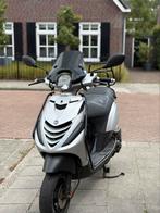 Piaggio Zip 4takt, Fietsen en Brommers, Scooters | Piaggio, Ophalen of Verzenden, Zo goed als nieuw, Zip