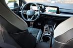 Volkswagen Golf 1.5 eTSI R-Line Achteruitrijcamera, 65 €/maand, 4 cilinders, 150 pk, Zwart