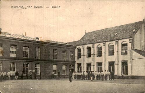 Brielle - Kazerne den Doele, Verzamelen, Ansichtkaarten | Nederland, Gelopen, Zuid-Holland, Voor 1920, Ophalen of Verzenden