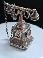 Zilveren miniatuur oude telefoon, Ophalen of Verzenden, Zilver