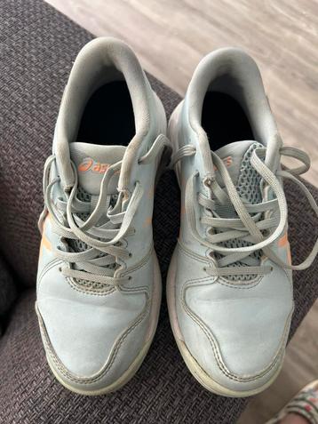 Hockeyschoenen voor buiten maat 34,5 beschikbaar voor biedingen