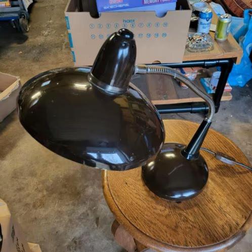 Retro / vintage Bauhaus (?) tafel/bureau lamp., Huis en Inrichting, Lampen | Tafellampen, Gebruikt, Minder dan 50 cm, Metaal, Ophalen of Verzenden