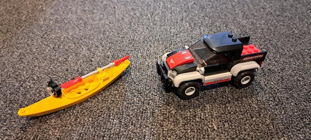 LEGO City 60240 Kajak Avontuur set, met
off-road truck , Ophalen of Verzenden, Gebruikt, Complete set, Lego