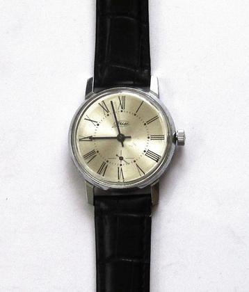 Vintage Zim Pobeda mechanisch heren horloge, USSR van de 70 beschikbaar voor biedingen