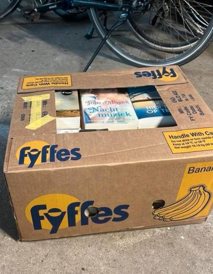 Doos vol boeken- partij boeken- top kwaliteit, Boeken, Partijen en Verzamelingen, Gelezen, Ophalen of Verzenden