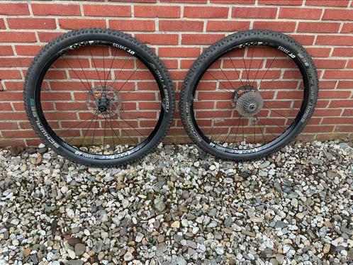 DT Swiss 1900 splin 30 MTB Wielen 29 inch, Fietsen en Brommers, Fietsonderdelen, Zo goed als nieuw, Ophalen