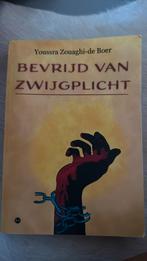 Youssra Zouaghi - de Boer - Bevrijd van zwijgplicht, Ophalen of Verzenden, Zo goed als nieuw, Youssra Zouaghi - de Boer