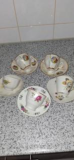 Brocante kop en schotels er leuk voor in de theekastje., Ophalen