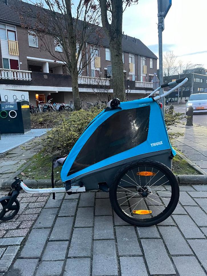 Thule Fietskar Coaster XT Incl. Kar Koppeling, Fietsen en Brommers, Fietsaccessoires | Aanhangers en Karren, Zo goed als nieuw