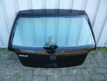 aangeboden zo goed las nieuw achterklep zwart golf 4 €60,- beschikbaar voor biedingen