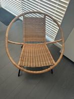 Zgan rotan fauteuil met zwart aluminium onderstel, Huis en Inrichting, Fauteuils, Ophalen, Zo goed als nieuw, Minder dan 50 cm