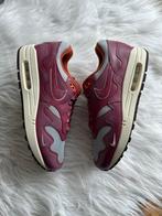 Nike Air Max 1 Patta Amsterdam waves rush maroon eu 42.5, Kleding | Heren, Schoenen, Overige kleuren, Nike, Nieuw, Ophalen of Verzenden