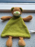 Knuffeldoek beer merk Natalis groen met halsdoek rammeltje, Ophalen of Verzenden, Zo goed als nieuw, Beer