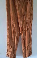 Bruine zomerbroek ZEEMAN, Ophalen, Gedragen, Maat 42/44 (L), Bruin