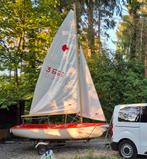Mooie complete zeilboot met buitenboordmotor en aanhanger., Watersport en Boten, Zeilen en Zeiltoebehoren, Ophalen, Gebruikt, Minder dan 15 m²