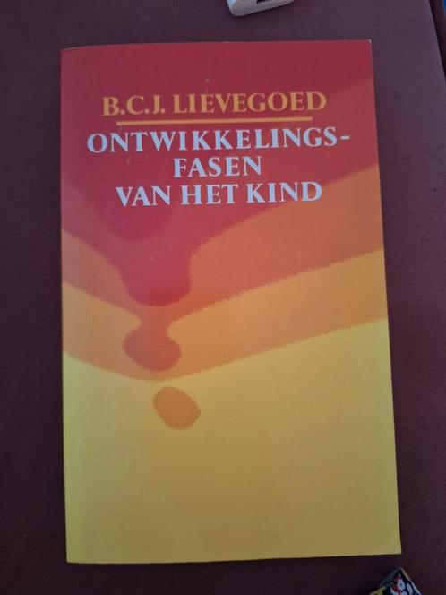 Ontwikkelingsfasen van het kind BCJ Lievegoed, Boeken, Psychologie, Zo goed als nieuw, Ophalen of Verzenden