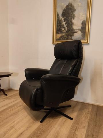 Zwarte leren himolla easyswing relax

stoel / relaxstoel beschikbaar voor biedingen