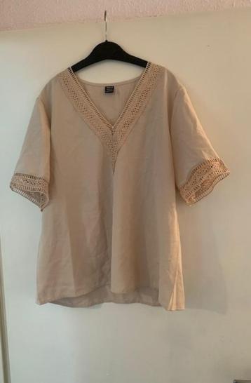 Roze T-shirt van de Shein. Maat L beschikbaar voor biedingen