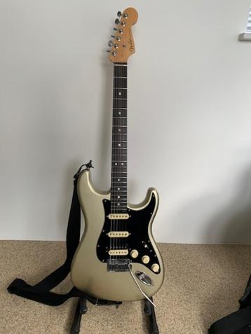 Prewired originele slagplaat Fender Stratocaster Elite beschikbaar voor biedingen