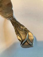 Art Deco Taartschep met Bloemenmotief, Antiek en Kunst, Antiek | Bestek, Ophalen of Verzenden