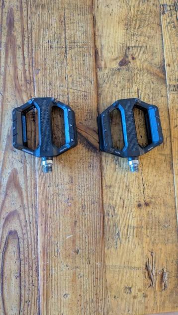 Shimano PD-EF202 platformpedalen beschikbaar voor biedingen