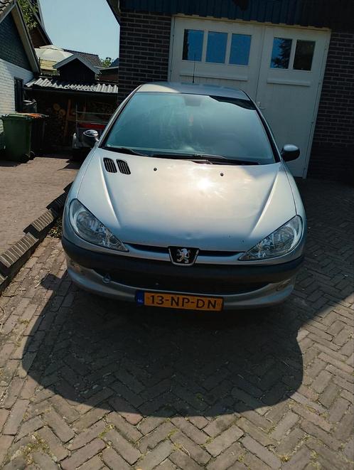 Peugeot 206, Auto's, Peugeot, Particulier, Airbags, Bluetooth, Centrale vergrendeling, Elektrische buitenspiegels, Elektrische ramen