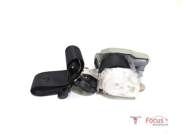 Veiligheidsgordel links-voor van een Peugeot 107, Auto-onderdelen, Interieur en Bekleding, Peugeot, Gebruikt, 3 maanden garantie