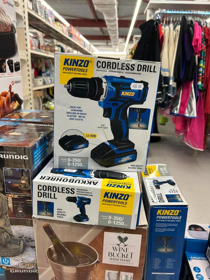 Accuboormachine kinzo - €20‼️, Doe-het-zelf en Verbouw, Gereedschap | Boormachines, Nieuw, Boor- en Schroefmachine, Variabele snelheid