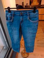 Red Button dames spijkerbroek in maat 42 met strech., Kleding | Dames, Spijkerbroeken en Jeans, Ophalen of Verzenden, Nieuw, Blauw