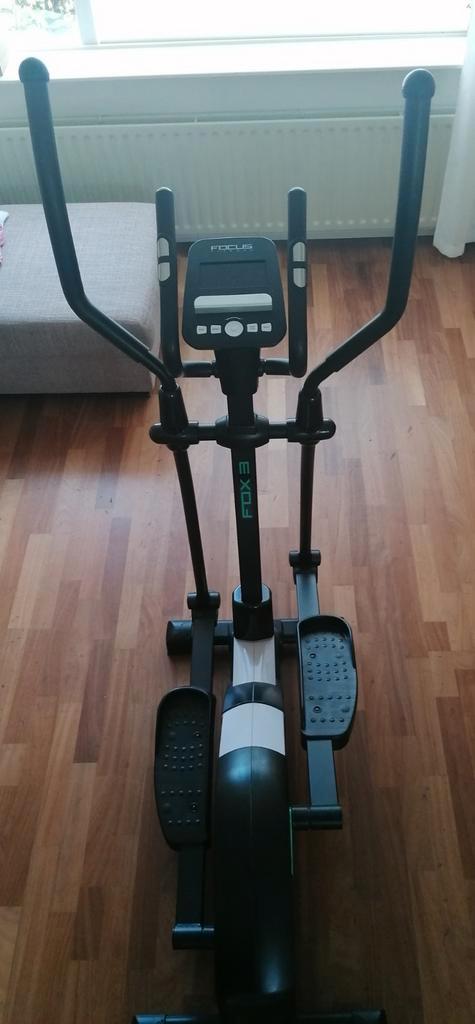 Focus Fitness FOX 3 Crosstrainer, Sport en Fitness, Fitnessapparatuur, Zo goed als nieuw, Crosstrainer, Armen, Benen, Metaal, Ophalen of Verzenden