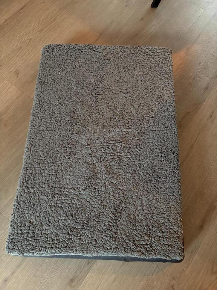 Ergonomisch honden kussen, Dieren en Toebehoren, Honden-accessoires, Zo goed als nieuw, Ophalen