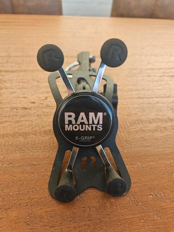 Ram Mount X-Grip Telefoonhouder beschikbaar voor biedingen