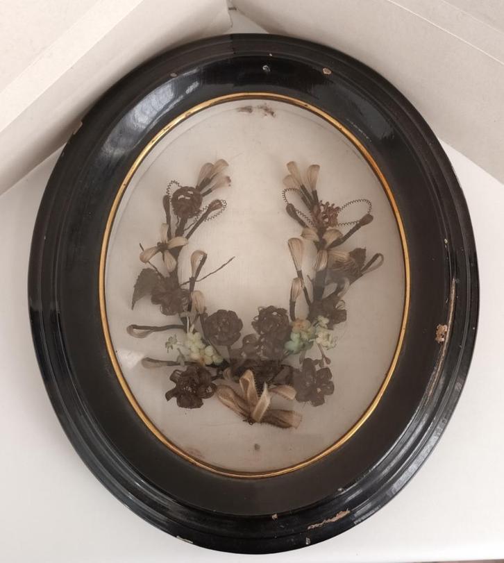 Antiek Haarwerk Memento Mori Haarkader 2 kleuren haar, Antiek en Kunst, Antiek | Religie, Ophalen of Verzenden